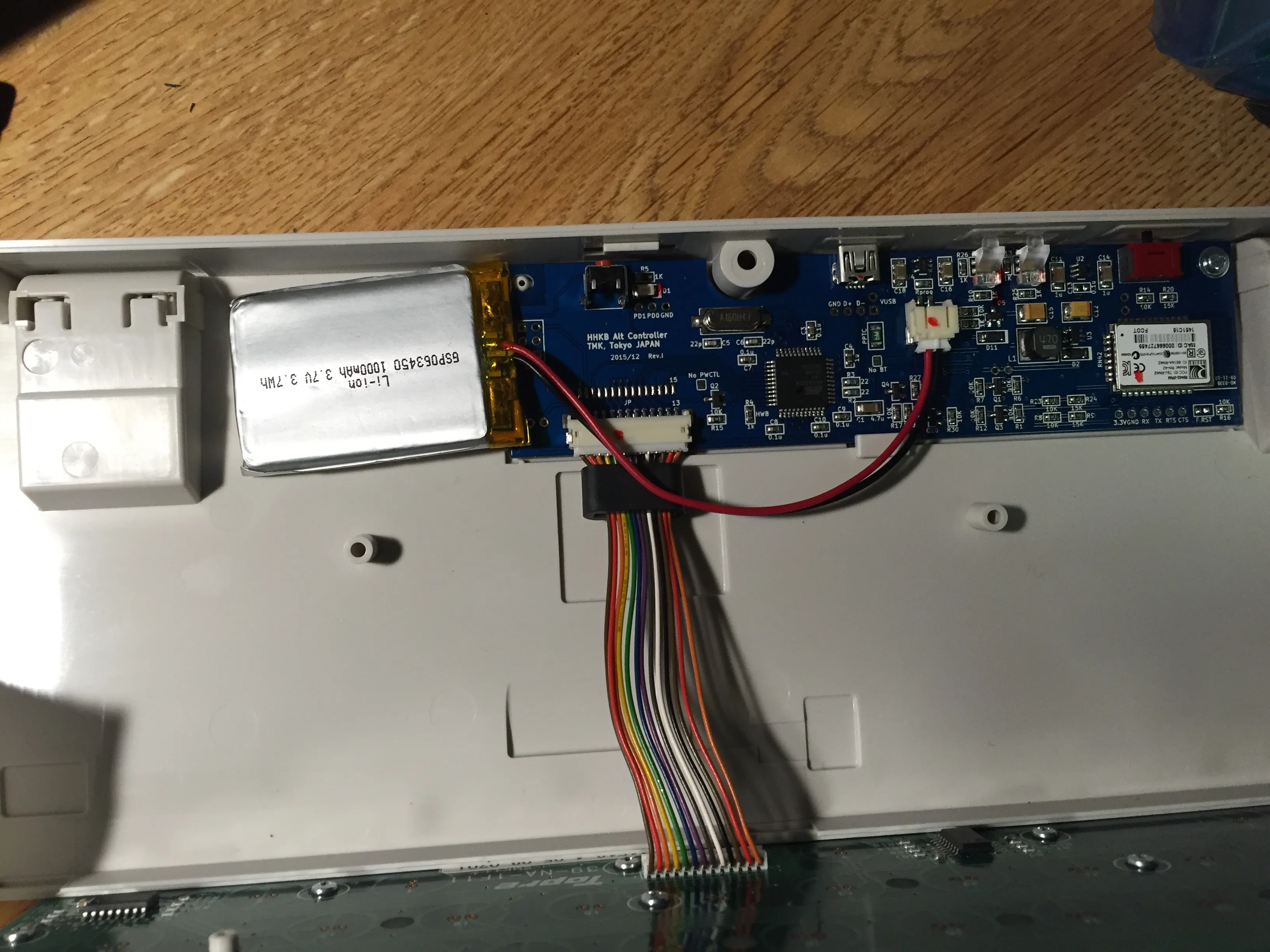 Connect the battery